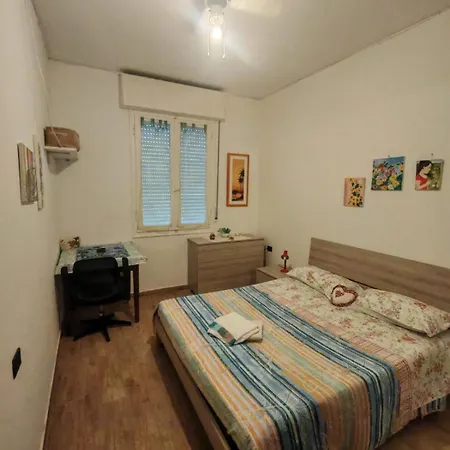 Backpackers Apartament- Il Lupo Affitta شقة
