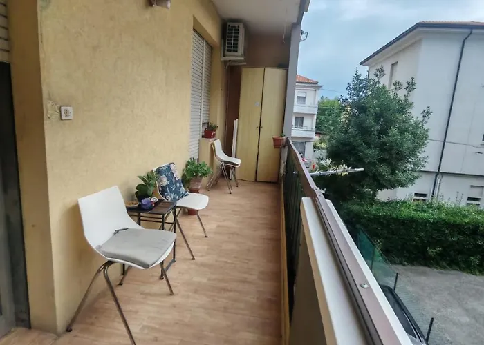 Backpackers Apartament- Il Lupo Affitta * Rimini